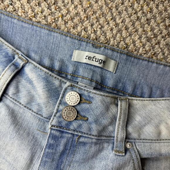 Y2K vintage light wash low rise ‘short-short’ mini micro denim shorts - Picture 3 of 6